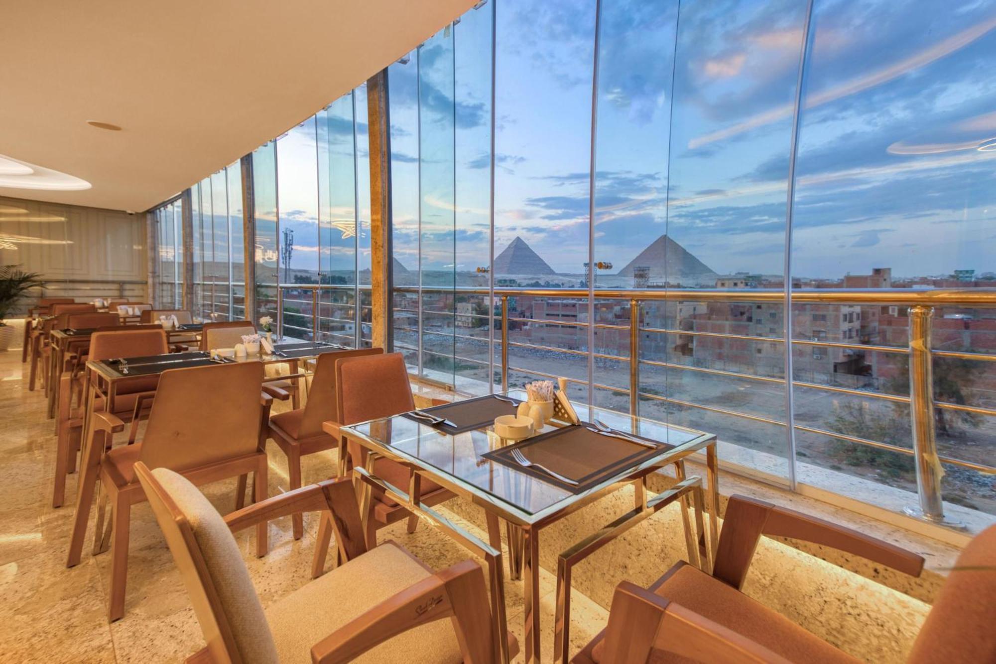 Pyramids Plateau Hotel Kafret el-Gabal Zewnętrze zdjęcie